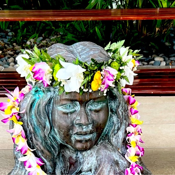 Meet your Posher, Lesa - Picture 1 of 4